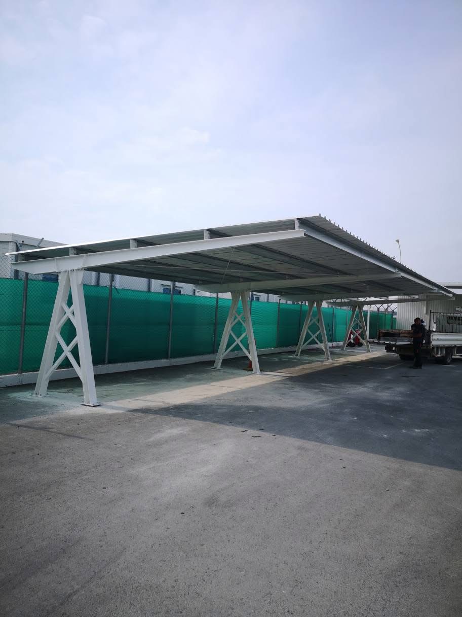 Parking Canopies at KSED Larnaca