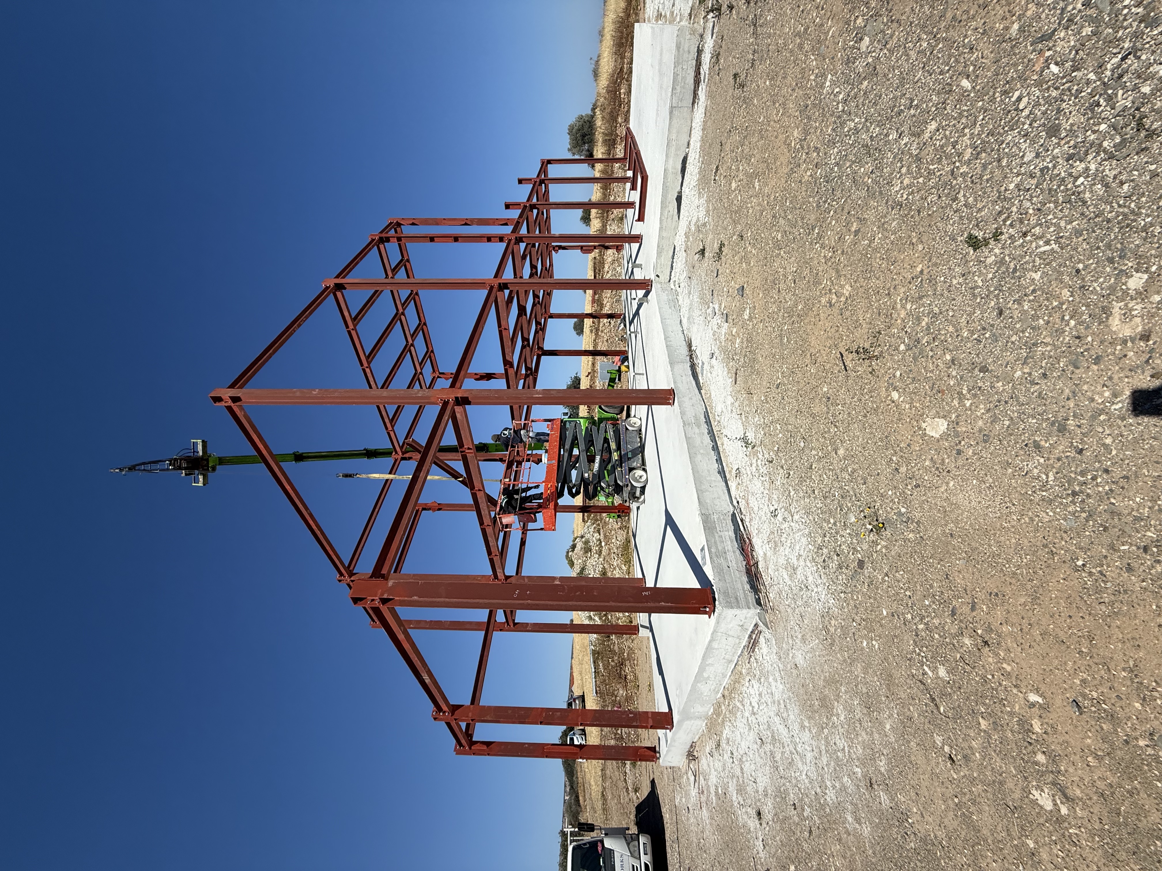 Steel Residence in the Village of Maroni